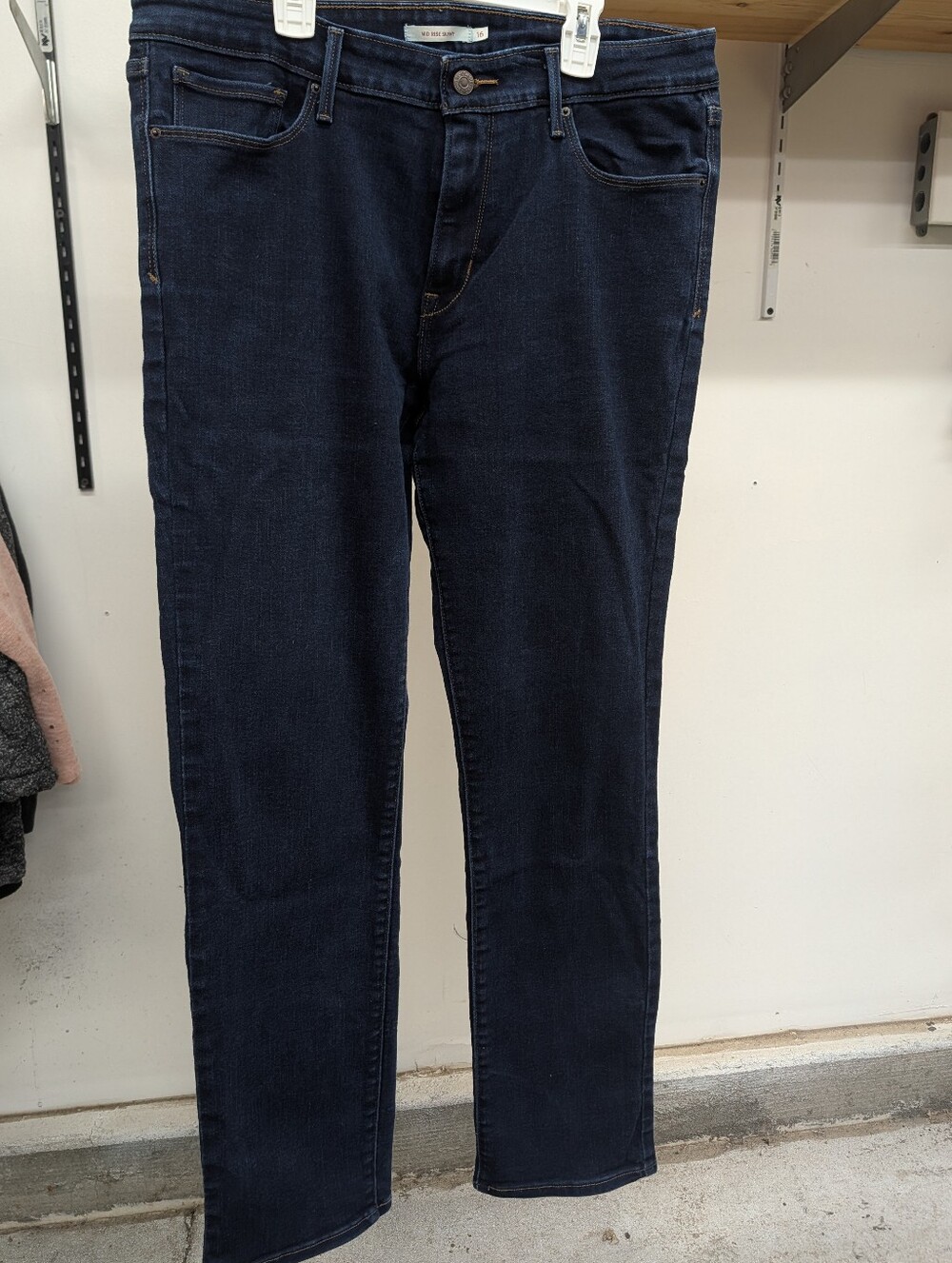 Levi's Women's Skinny Jeans in Dark Indigo